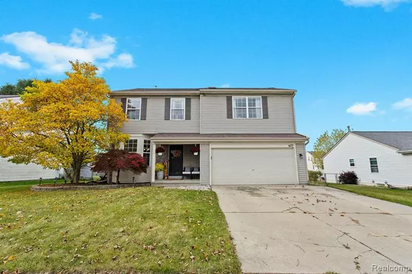 677 RIDGECREST Drive, Fenton, MI 48430