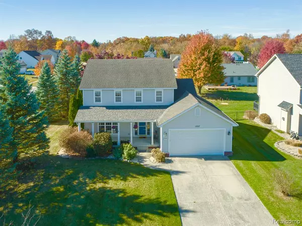 1227 MAPLE LEAF Lane, Oceola Twp, MI 48843
