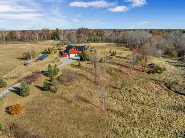 Tawas Twp, MI 48763,381 S LORENZ Road