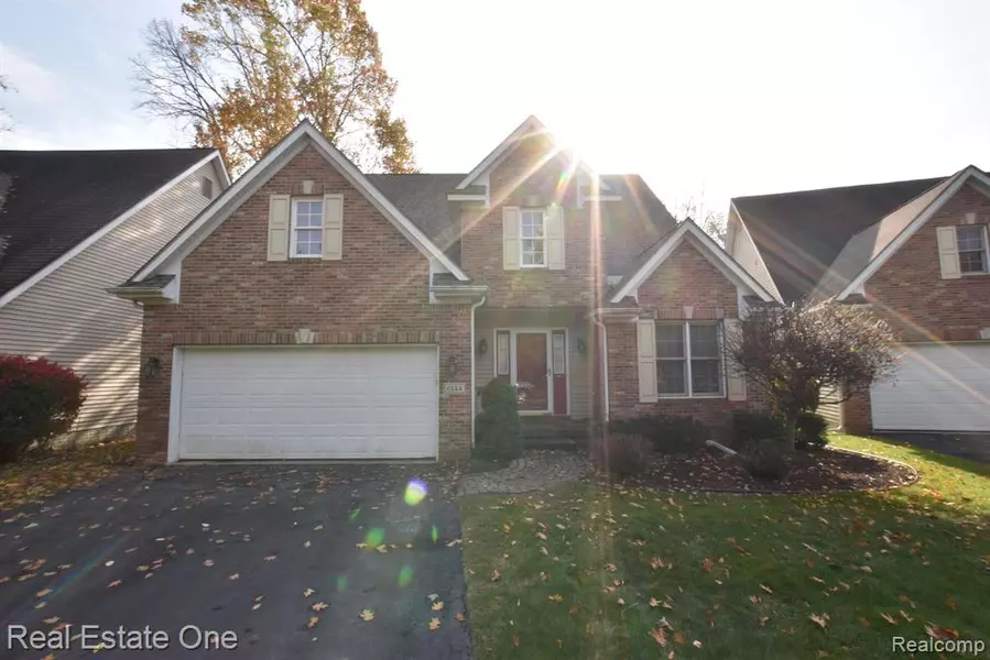 6144 NATURE VIEW, Grand Blanc, MI 48439