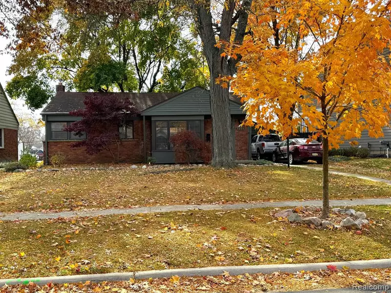 1251 ROSS Street, Plymouth, MI 48170