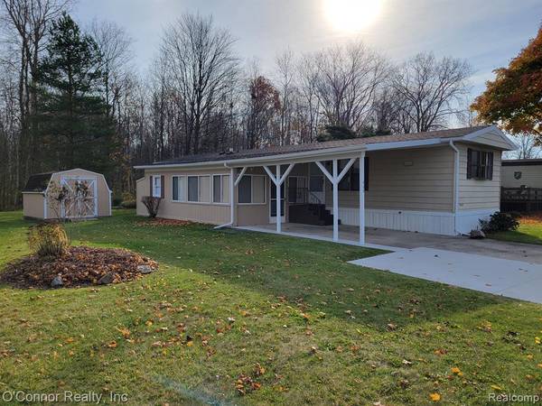 1900 MEADOWLARK Lane, Kimball, MI 48074