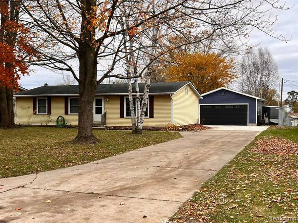 221 ENGLE Street, Imlay City, MI 48444