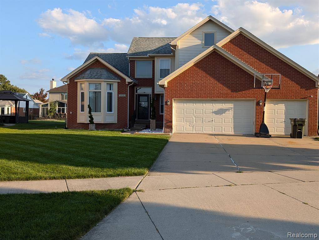 15110 KARA Lane, Sterling Heights, MI 48312