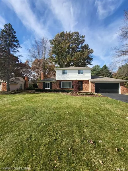 3627 LIDO, Highland, MI 48356