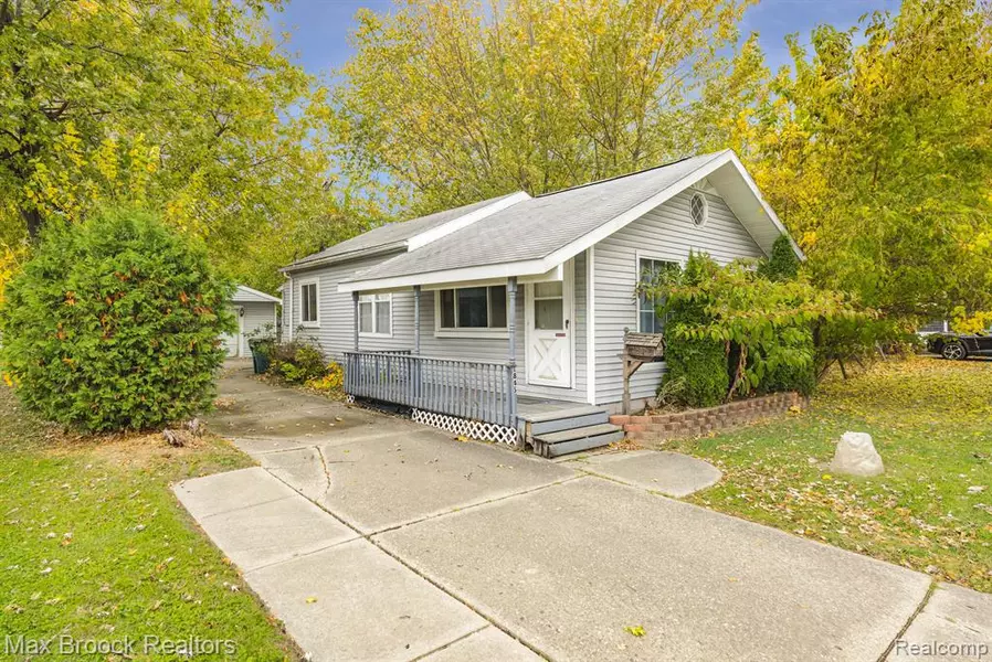 1845 Pilgrim Street, Ferndale, MI 48220