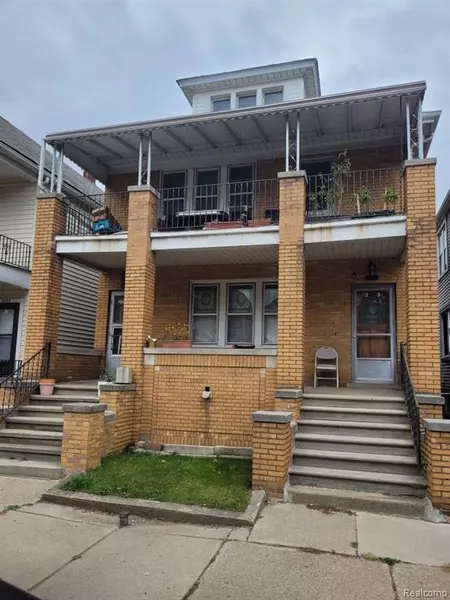 2638 CASMERE Street, Hamtramck, MI 48212