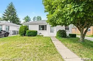 24126 DARTMOUTH Street, Dearborn, MI 48124