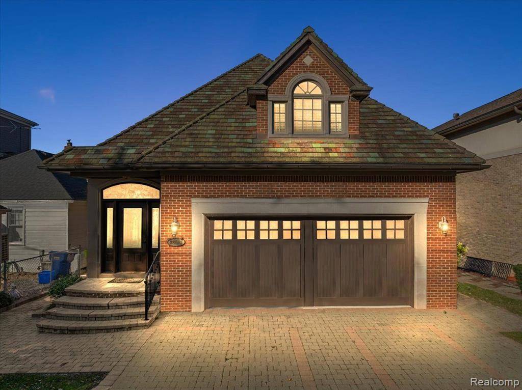 2014 WILLOW BEACH Street, Keego Harbor, MI 48320