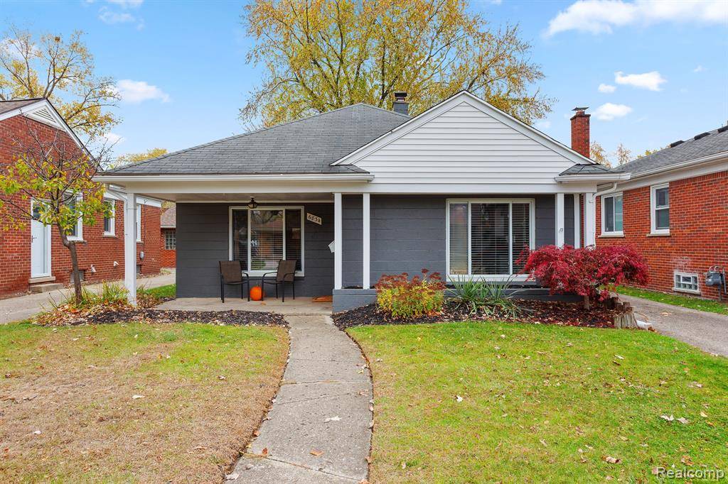 6834 FENTON Street, Dearborn Heights, MI 48127