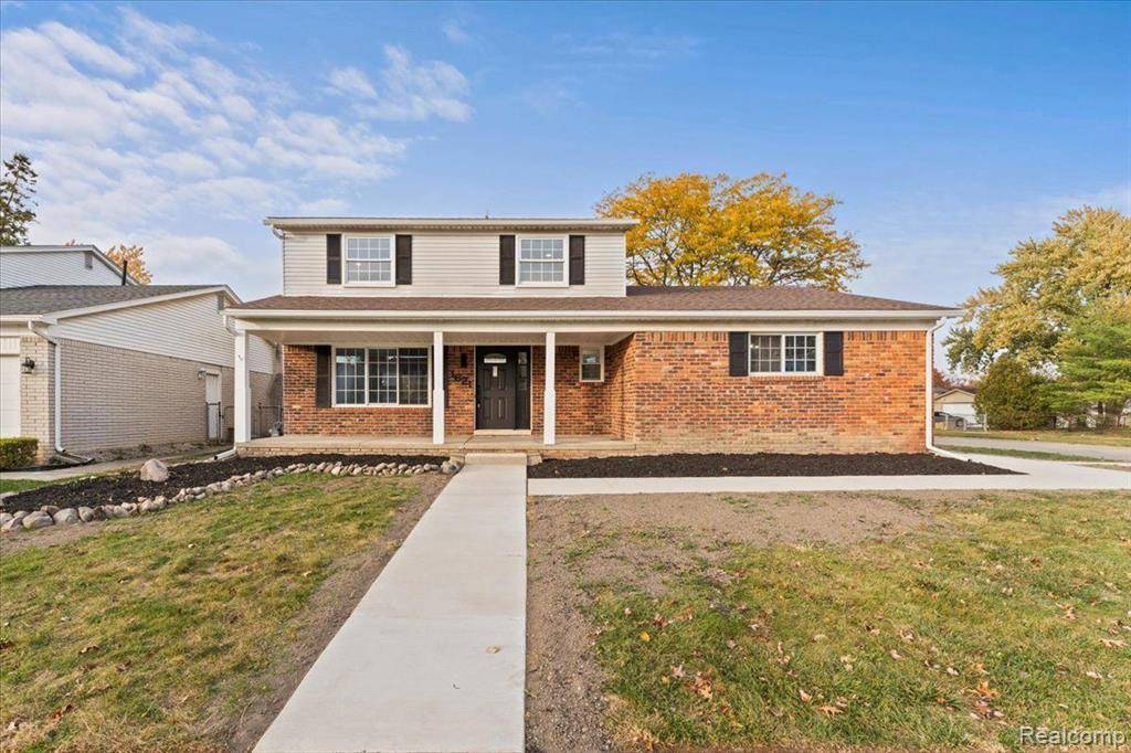 1621 WALNUT RIDGE Circle, Canton Twp, MI 48187