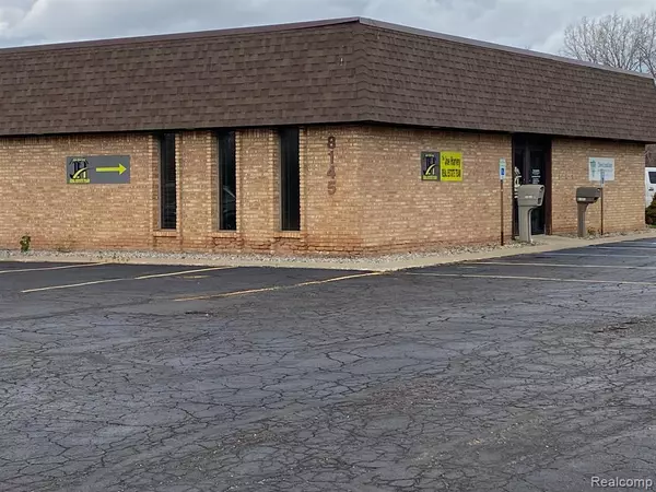 Grand Blanc, MI 48439,8145 S SAGINAW Street