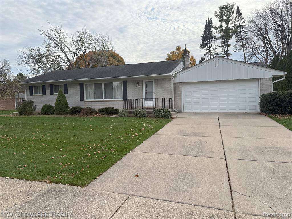 3623 SILVER SANDS Drive, Waterford Twp, MI 48329