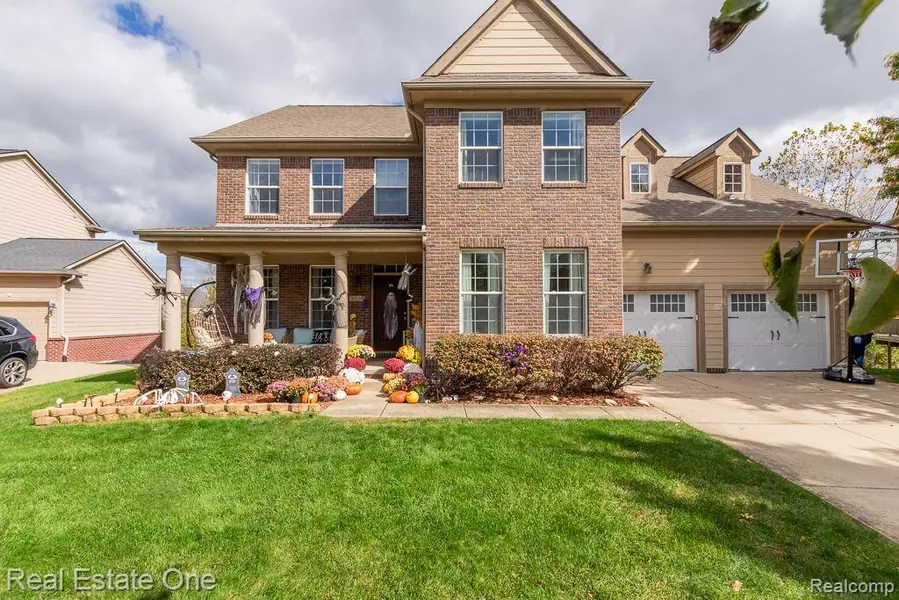 51230 UPLAND VIEW Street, Canton, MI 48188