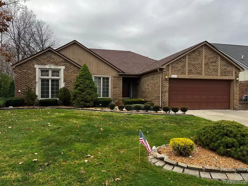 40363 DENBIGH Drive, Sterling Heights, MI 48310