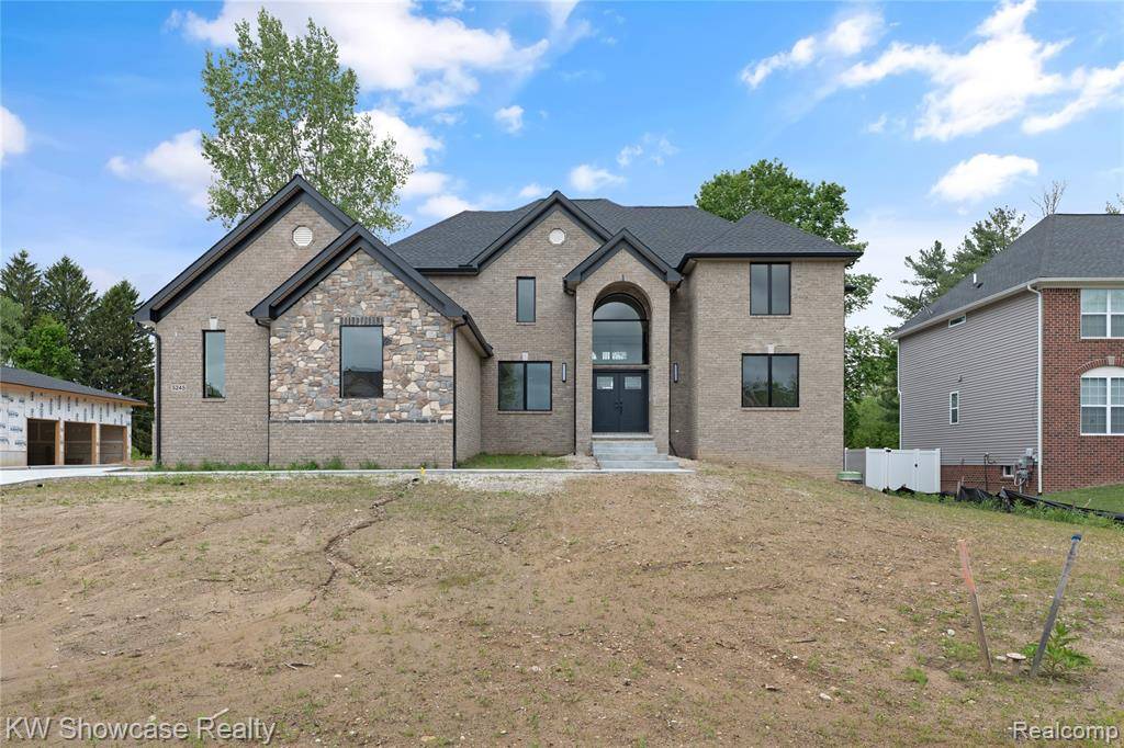 5245 BUELL Drive, Commerce Twp, MI 48382