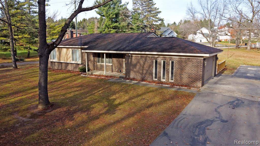 700 BALD EAGLE LAKE Road, Ortonville, MI 48462