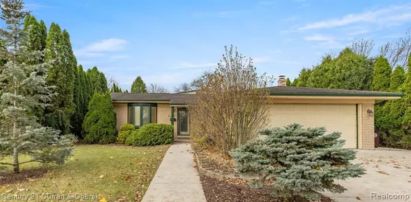 11374 AFTON Road,  Southgate,  MI 48195