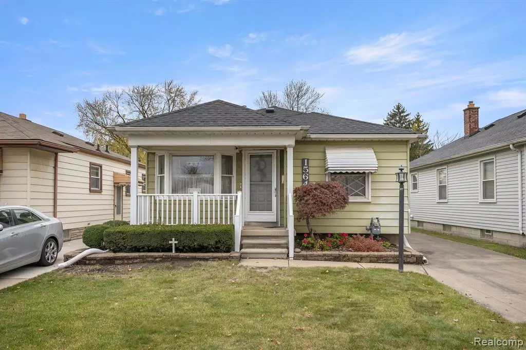 Lincoln Park, MI 48146,1564 PHILOMENE Boulevard