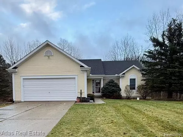 8221 FOX HOLLOW Road,  Goodrich,  MI 48438