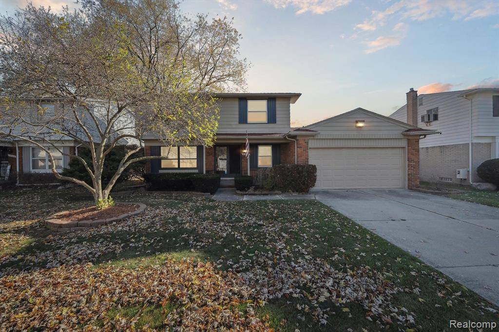 27096 Pierce Street, Southfield, MI 48076