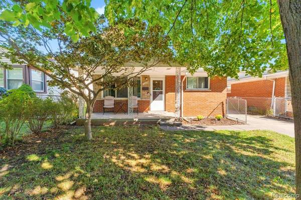 17036 OCONNOR Avenue, Allen Park, MI 48101