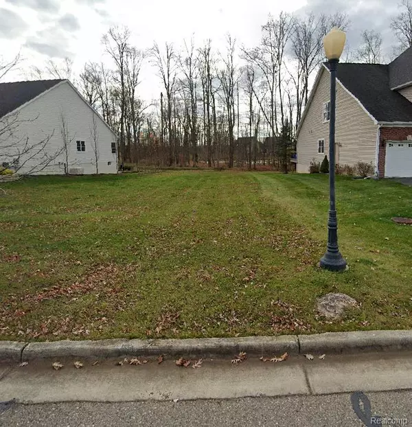 Unit 75 Edgewood Dr, Grand Blanc Twp, MI 48439