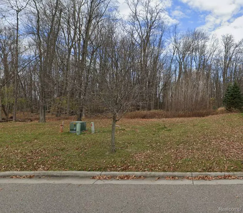 Grand Blanc Twp, MI 48439,Unit 52 Edgewood Dr