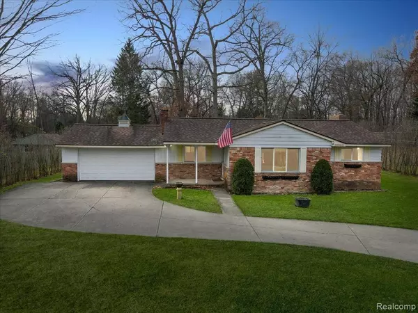 Springfield Twp, MI 48350,10585 KING Road
