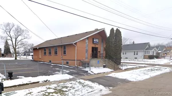 802 E BALTIMORE Boulevard, Flint, MI 48505