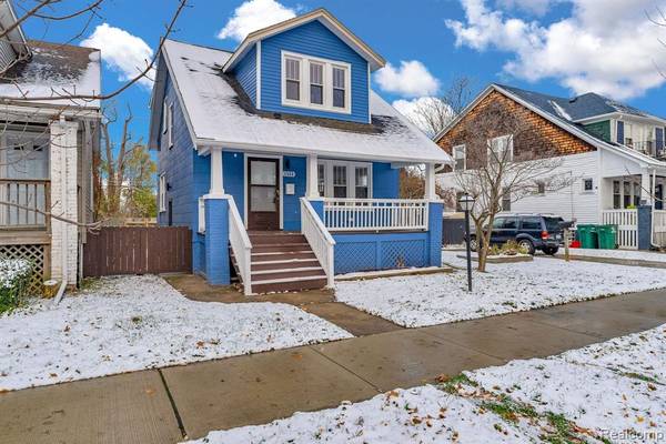 1355 WAYBURN Street, Grosse Pointe Park, MI 48230