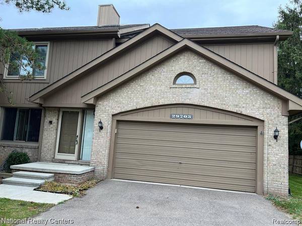 29703 Sierra Pointe Circle, Farmington Hills, MI 48331