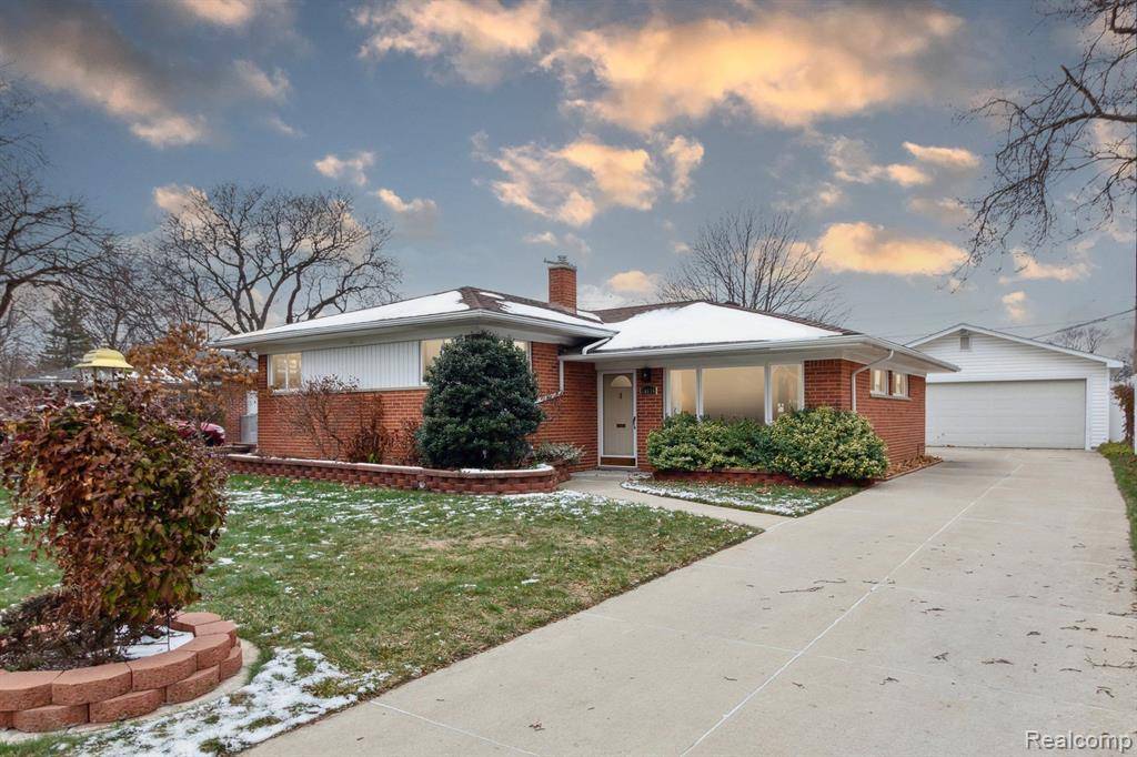 14135 CAVELL Street, Livonia, MI 48154