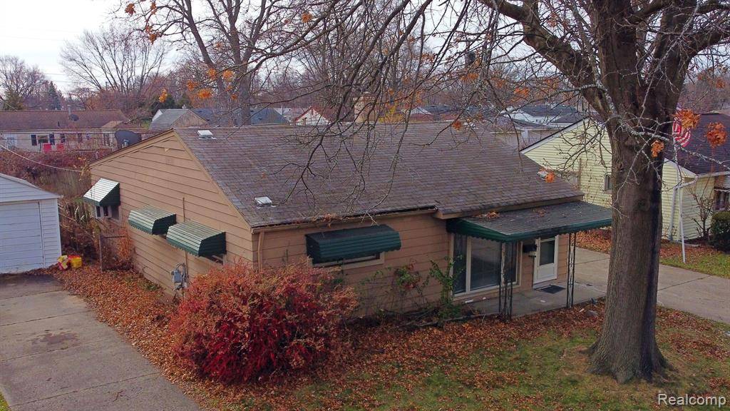 Warren, MI 48089,14388 HENDRICKS Avenue