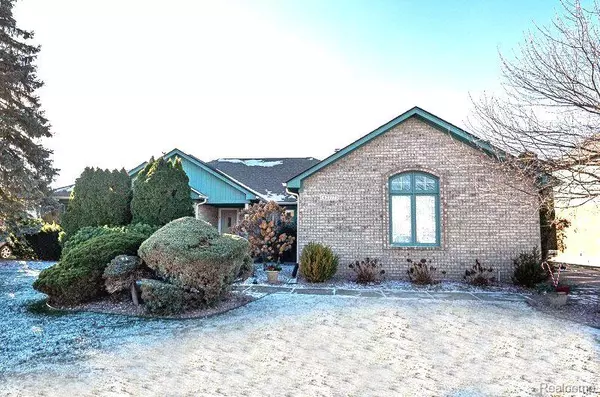 42777 FLIS Drive, Sterling Heights, MI 48314