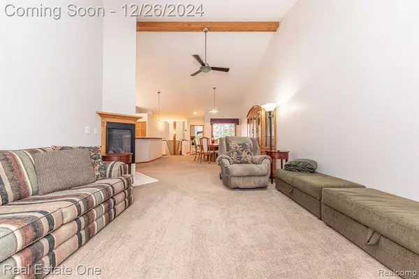 South Lyon, MI 48178,61024 Evergreen Court 23