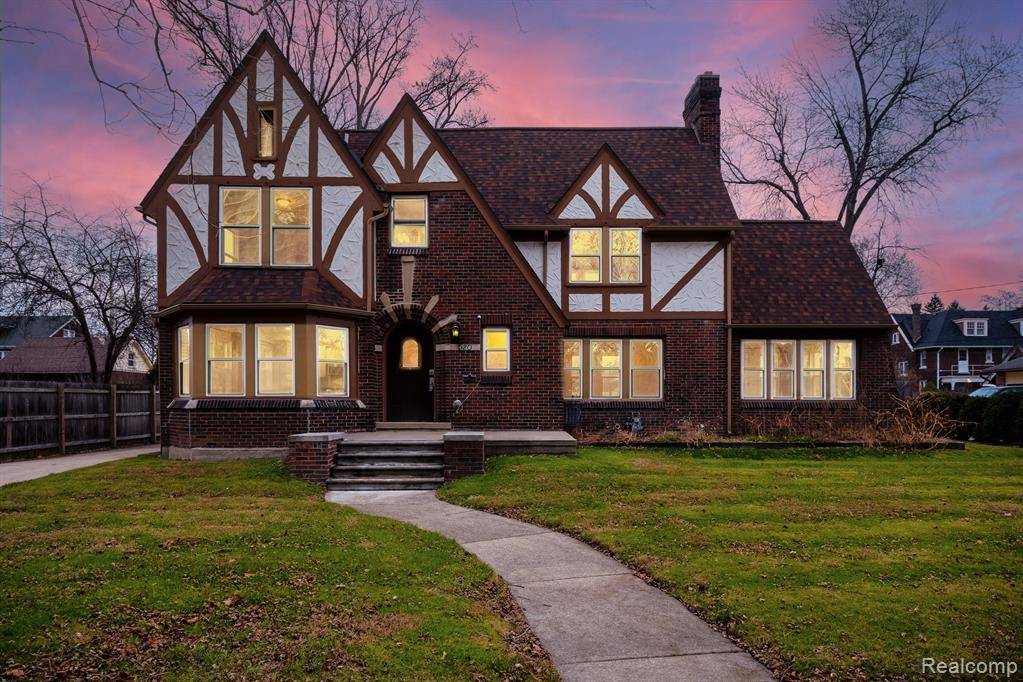 520 FISKE Drive, Detroit, MI 48214