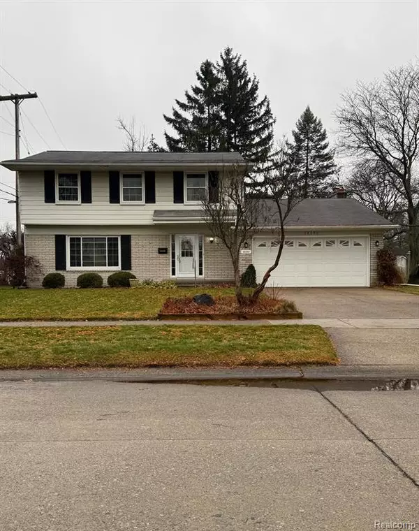 36393 DARDANELLA Street, Livonia, MI 48152