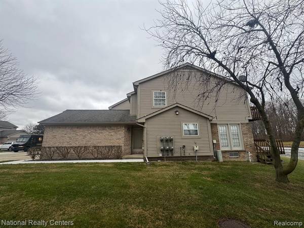 43901 STONEY Lane, Sterling Heights, MI 48313