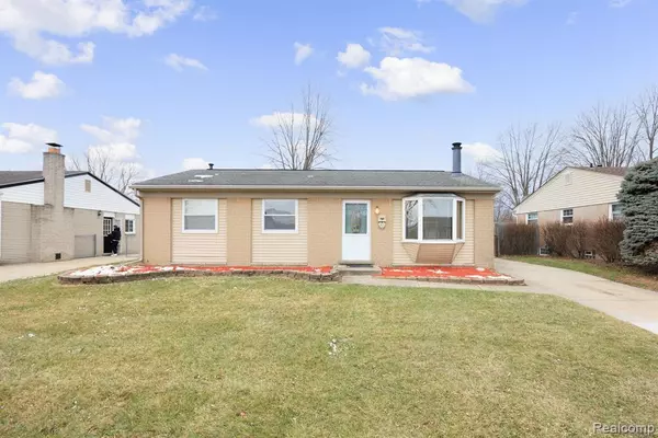 9870 FAIRBANKS Street, Belleville, MI 48111