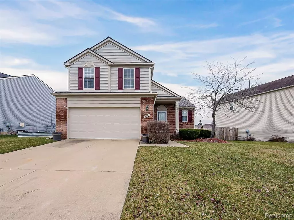 Ypsilanti Twp, MI 48197,6335 OAKHURST Drive