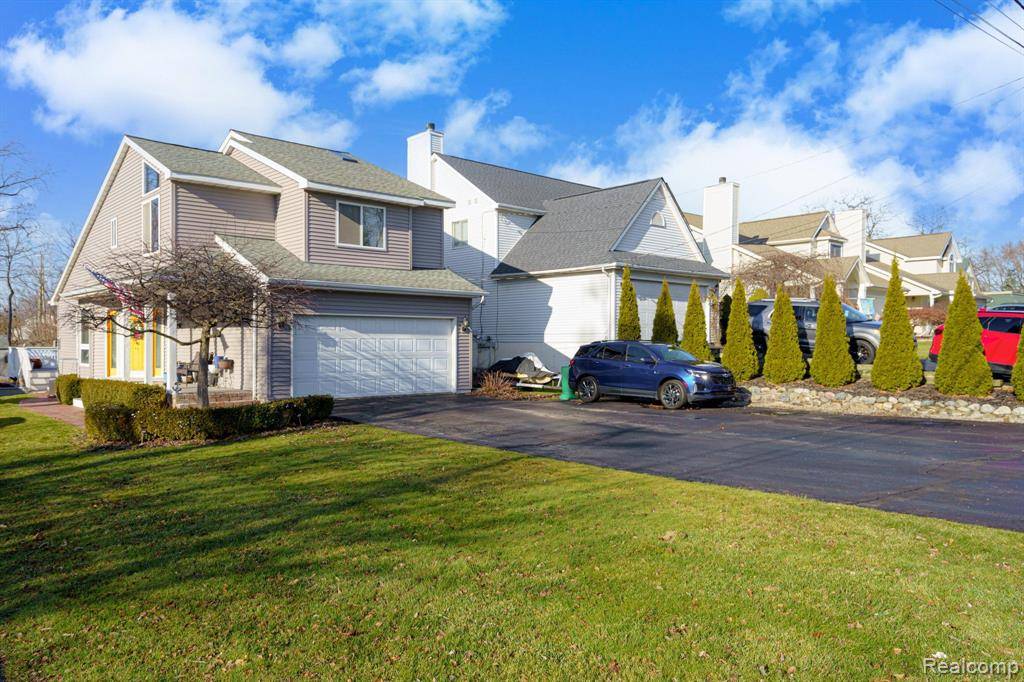 1444 OTTER Avenue, Waterford Twp, MI 48328