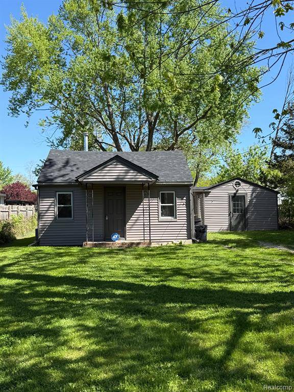 Grand Blanc Twp, MI 48507,1095 HARDING Drive