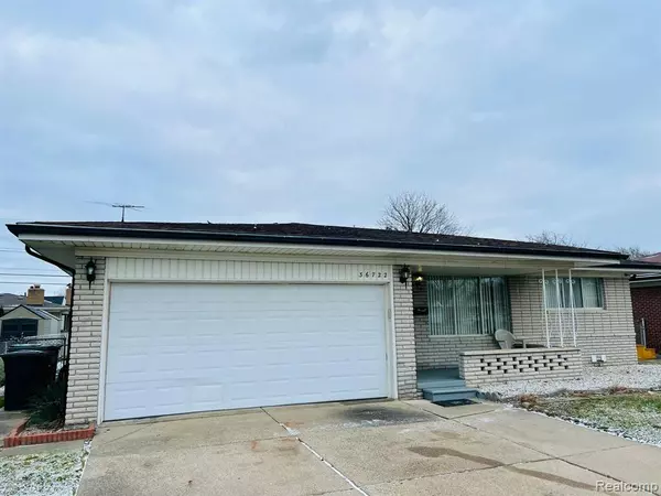 36722 ROWE Drive, Sterling Heights, MI 48312