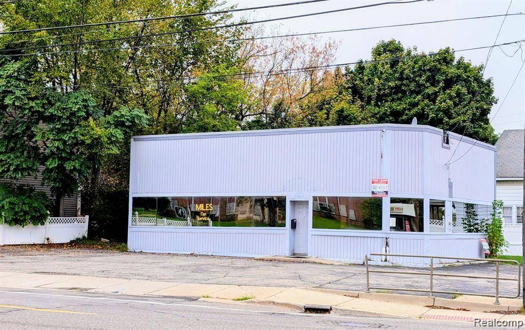 2406 CORUNNA Road, Flint, MI 48503