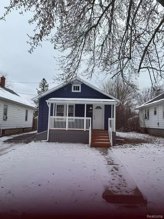Flint, MI 48503,1205 HUGHES Avenue