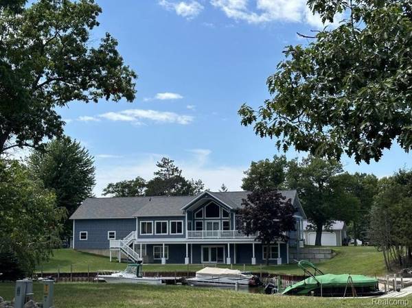 4378 IROQUOIS Drive, Caseville Twp, MI 48755