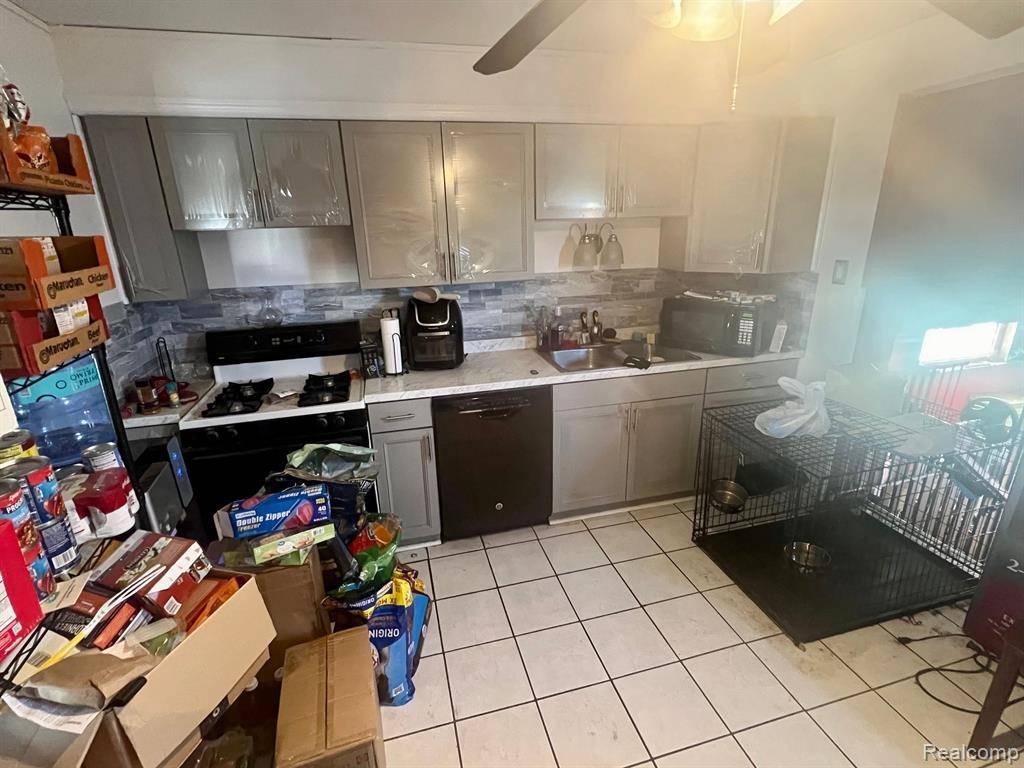 Roseville, MI 48066,26335 Barnes Street