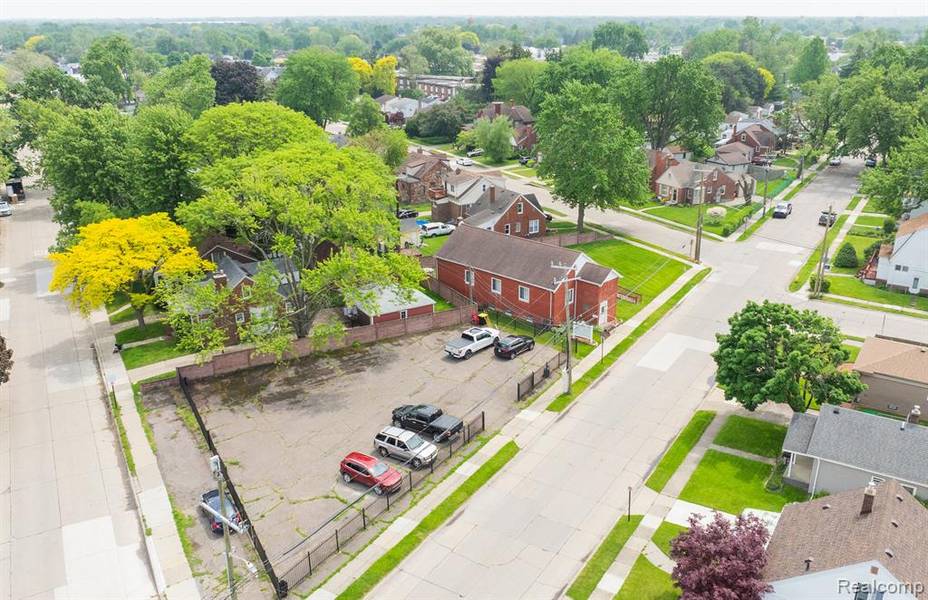 22308 LINWOOD Avenue, Eastpointe, MI 48021