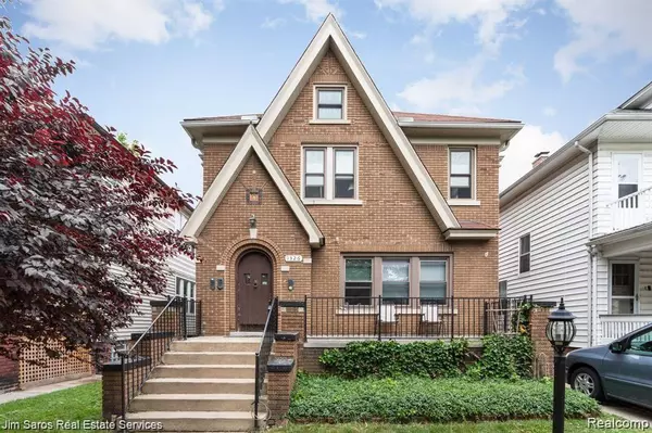 1326 MARYLAND Street 2R, Grosse Pointe Park, MI 48230